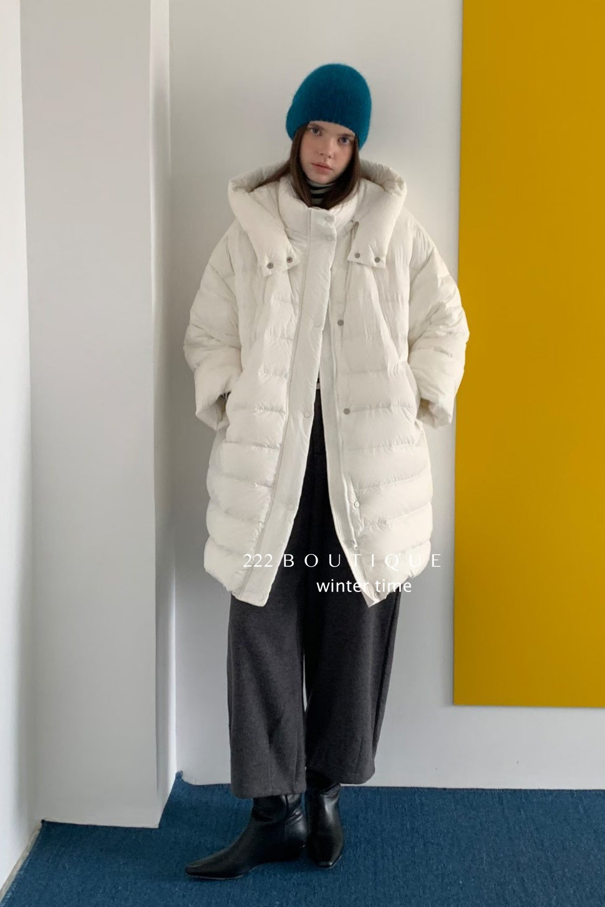 19a58 Long hooded puffer coat