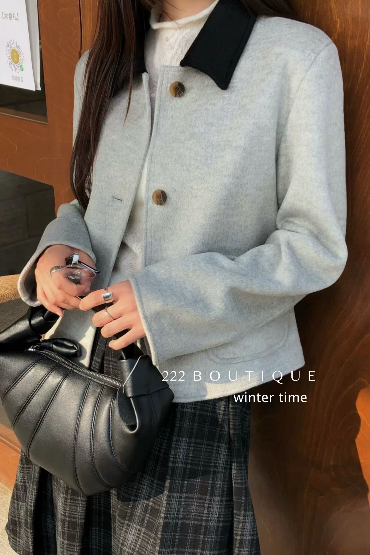 21a28 Cashmere wool coat with notched collar