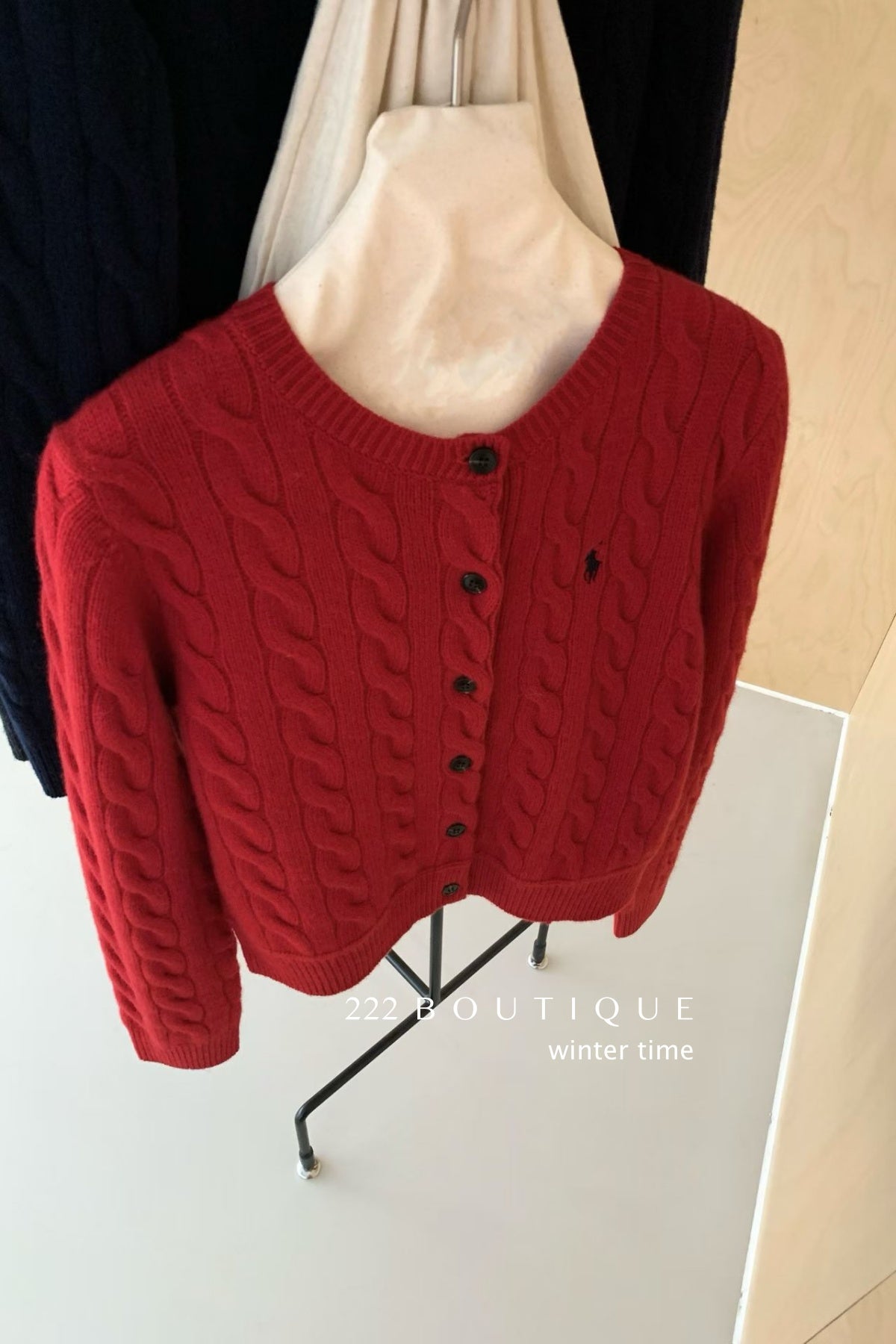 18a98 Cashmere cable-knit cardigan