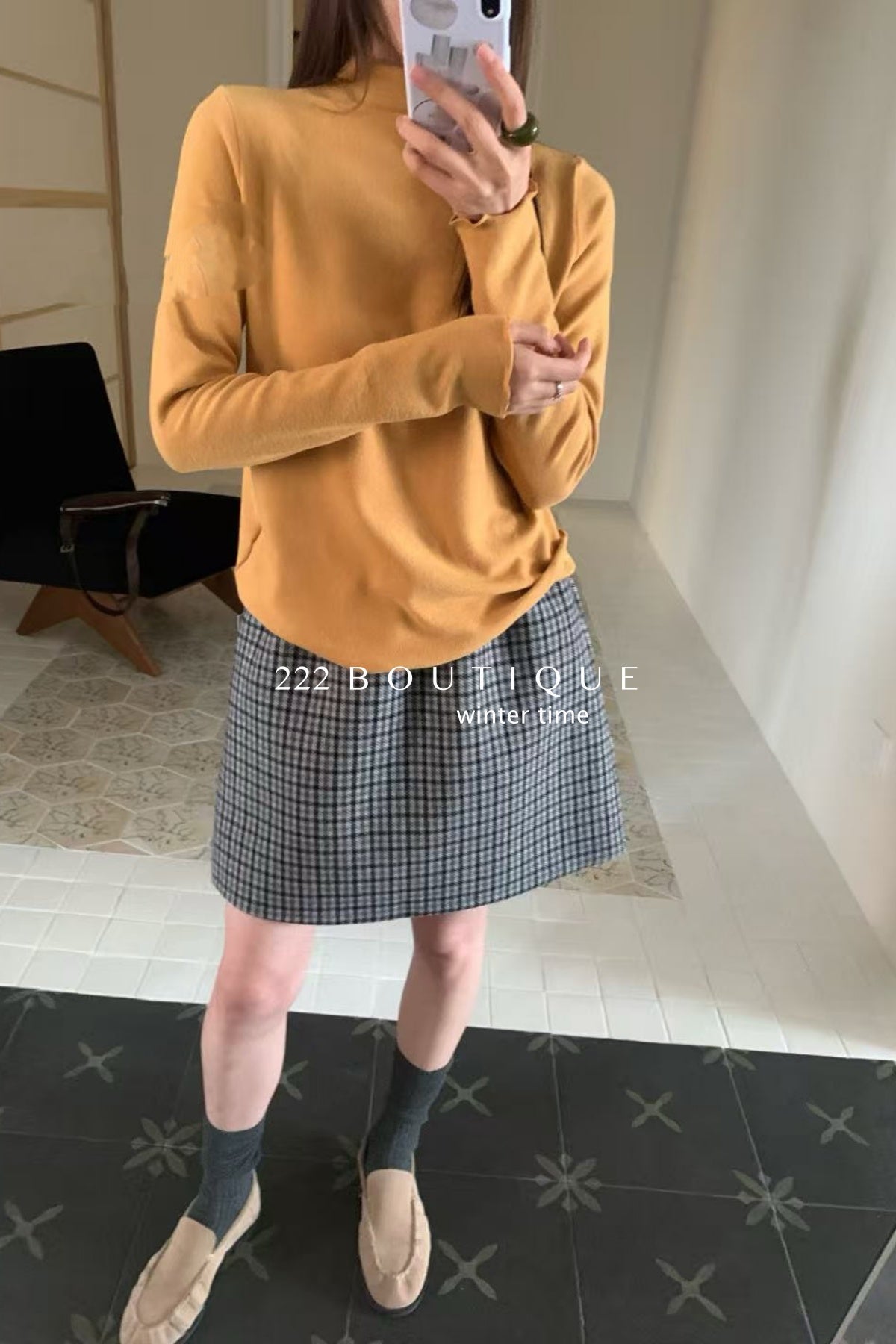 20v6  Elastic mini skirt