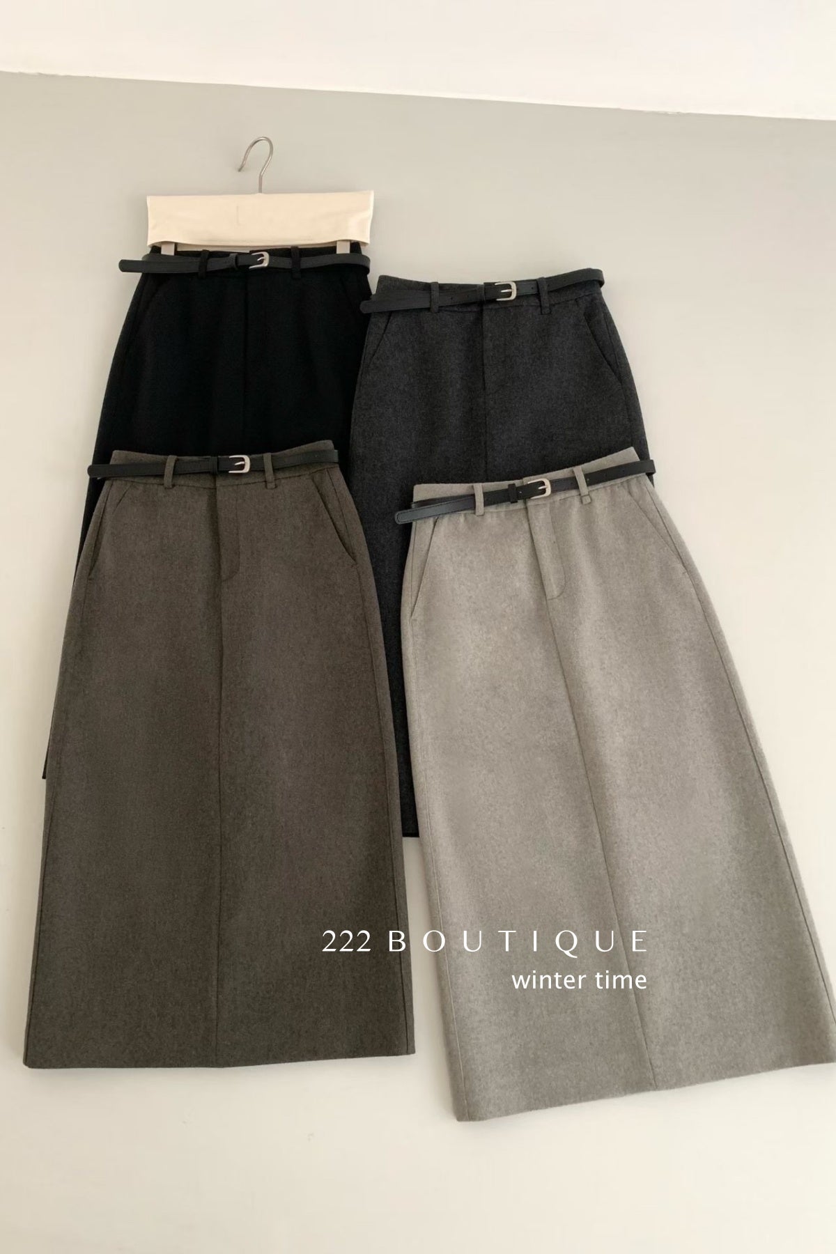 18v26 Wool pencil skirt