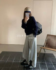 20q19 Wool cropped trousers