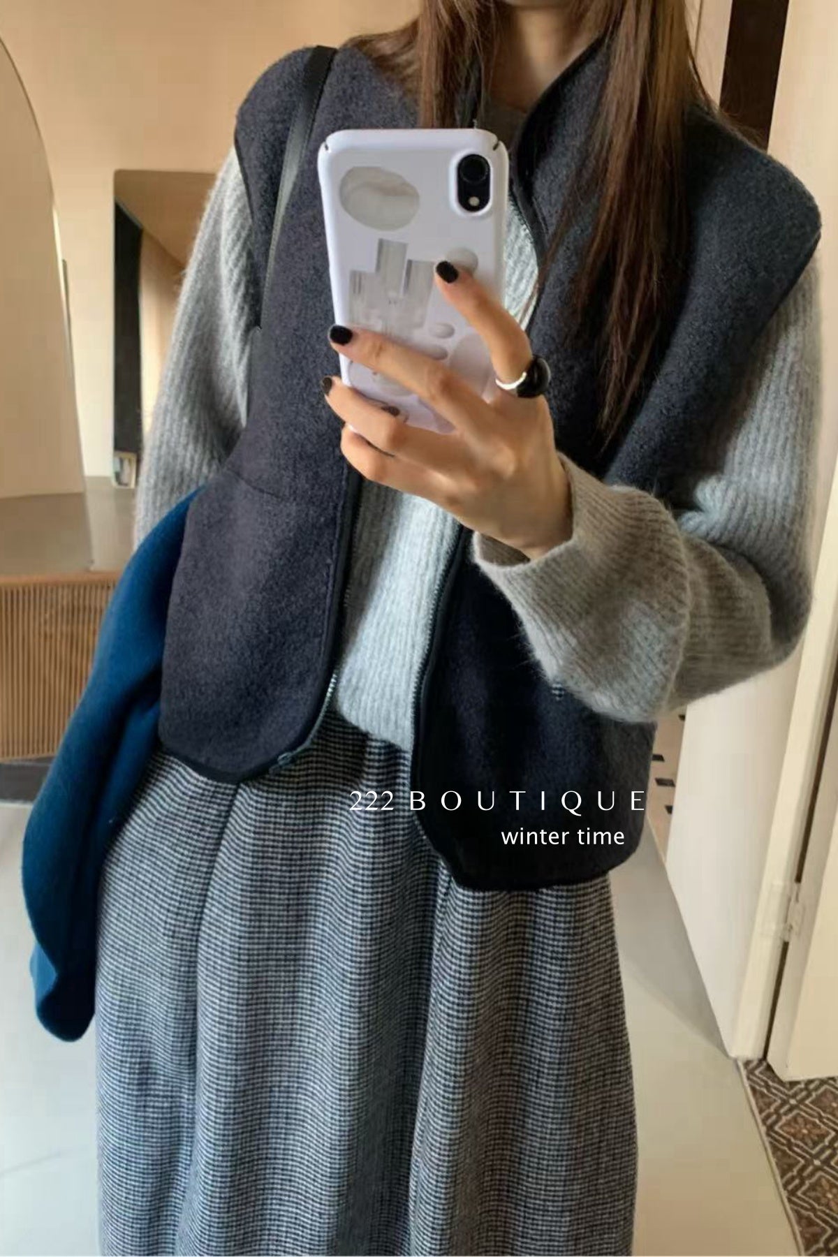 19a83 Shearling vest