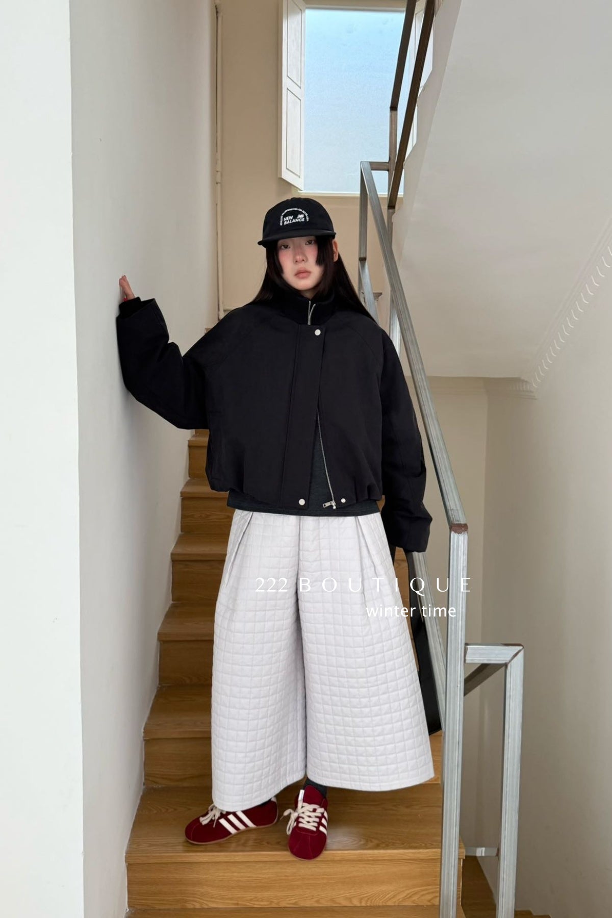 19q20 Light grey padded cropped pants