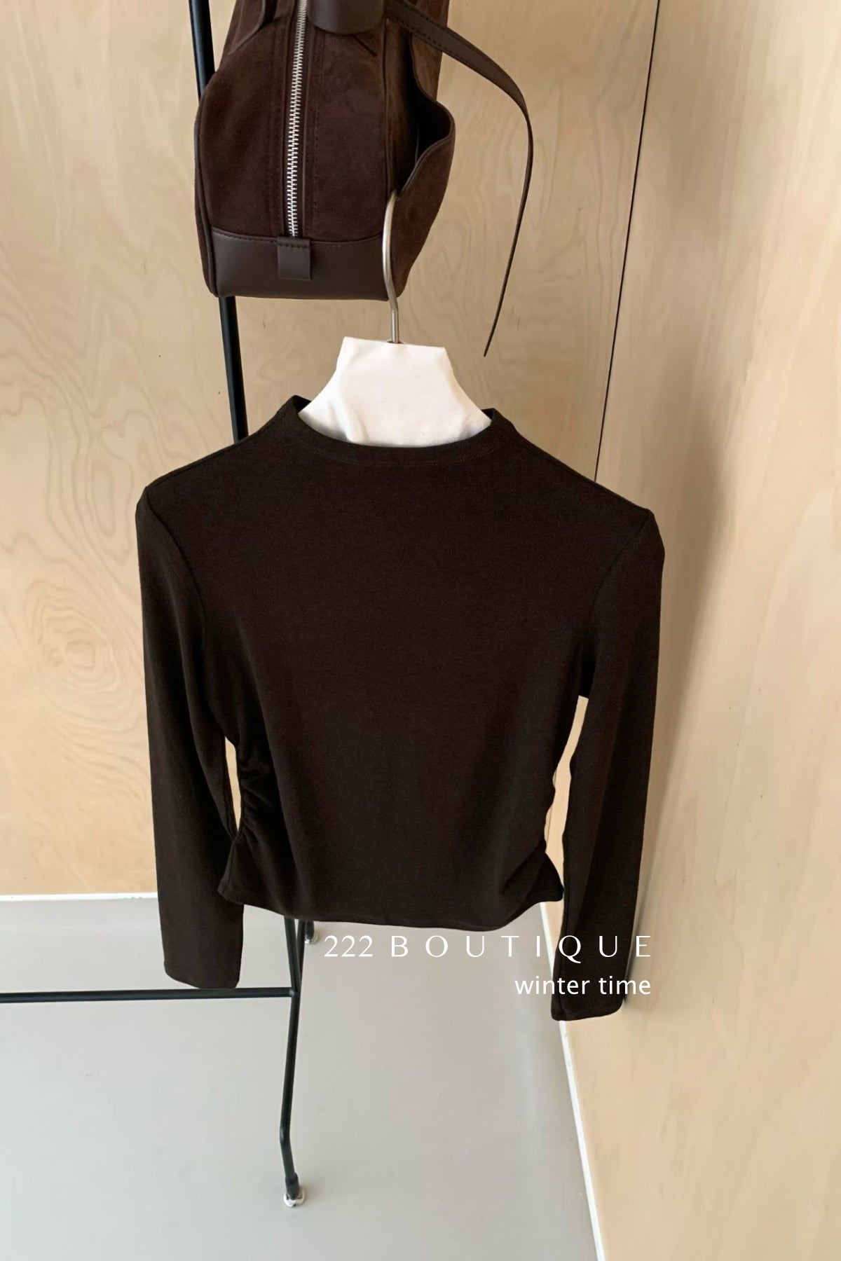 18a95 Thermal high-neck top