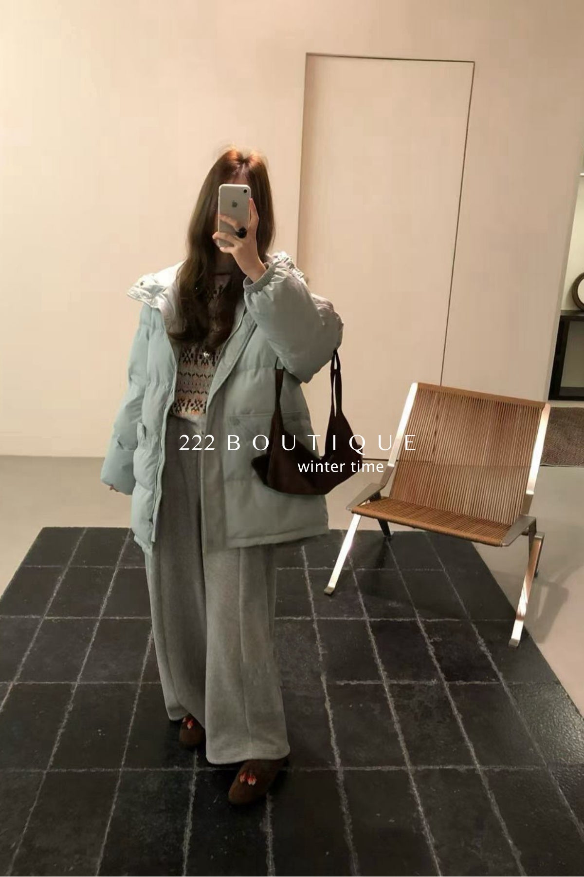 20q19 Wool cropped trousers