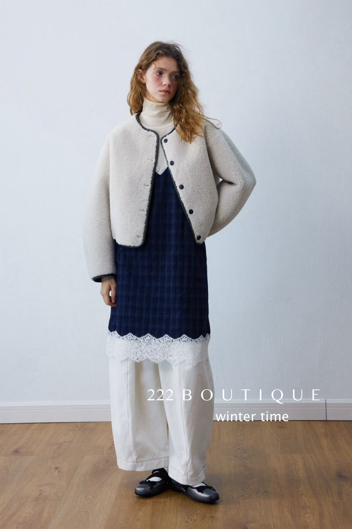 19a74 Reversible fur–suede jacket