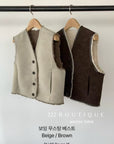 19a110 Reversible fur–suede vest