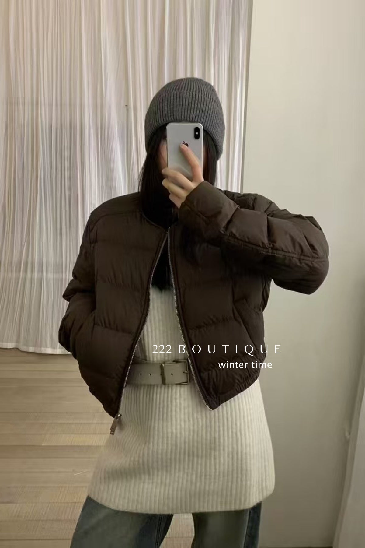 19a88 Down round-neck puffer jacket