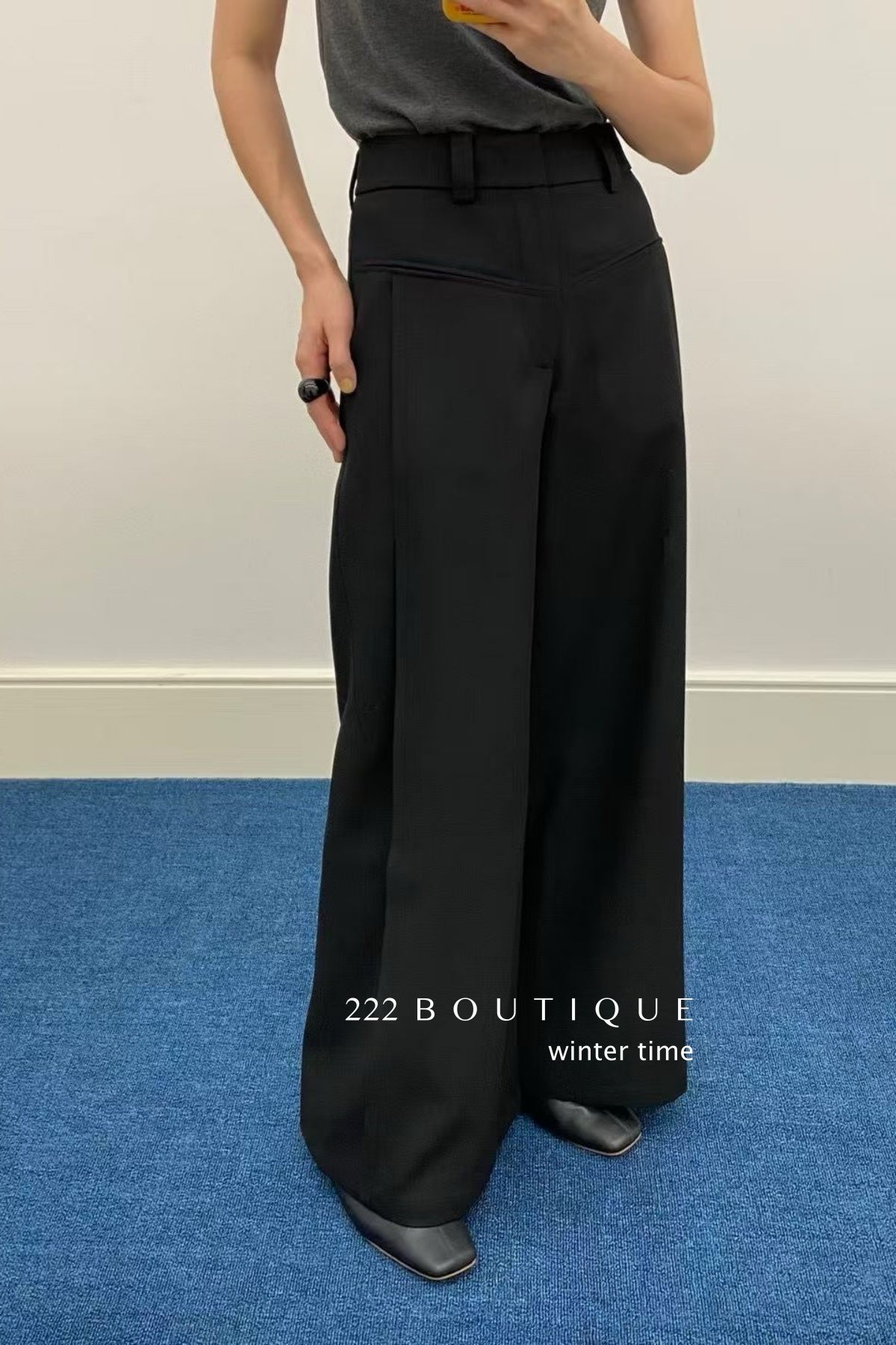 18q26 Poly wool straight trousers