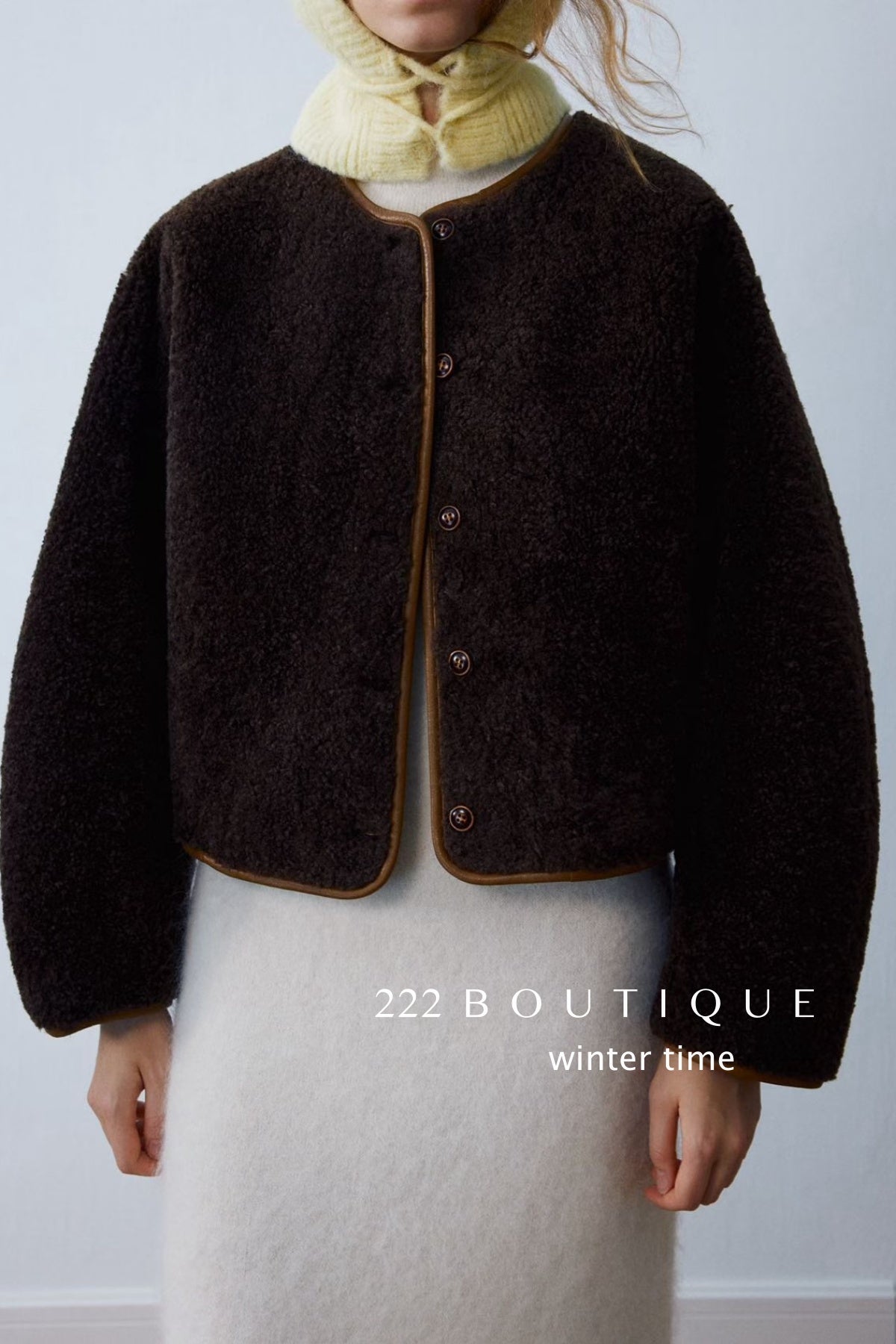 19a74 Reversible fur–suede jacket