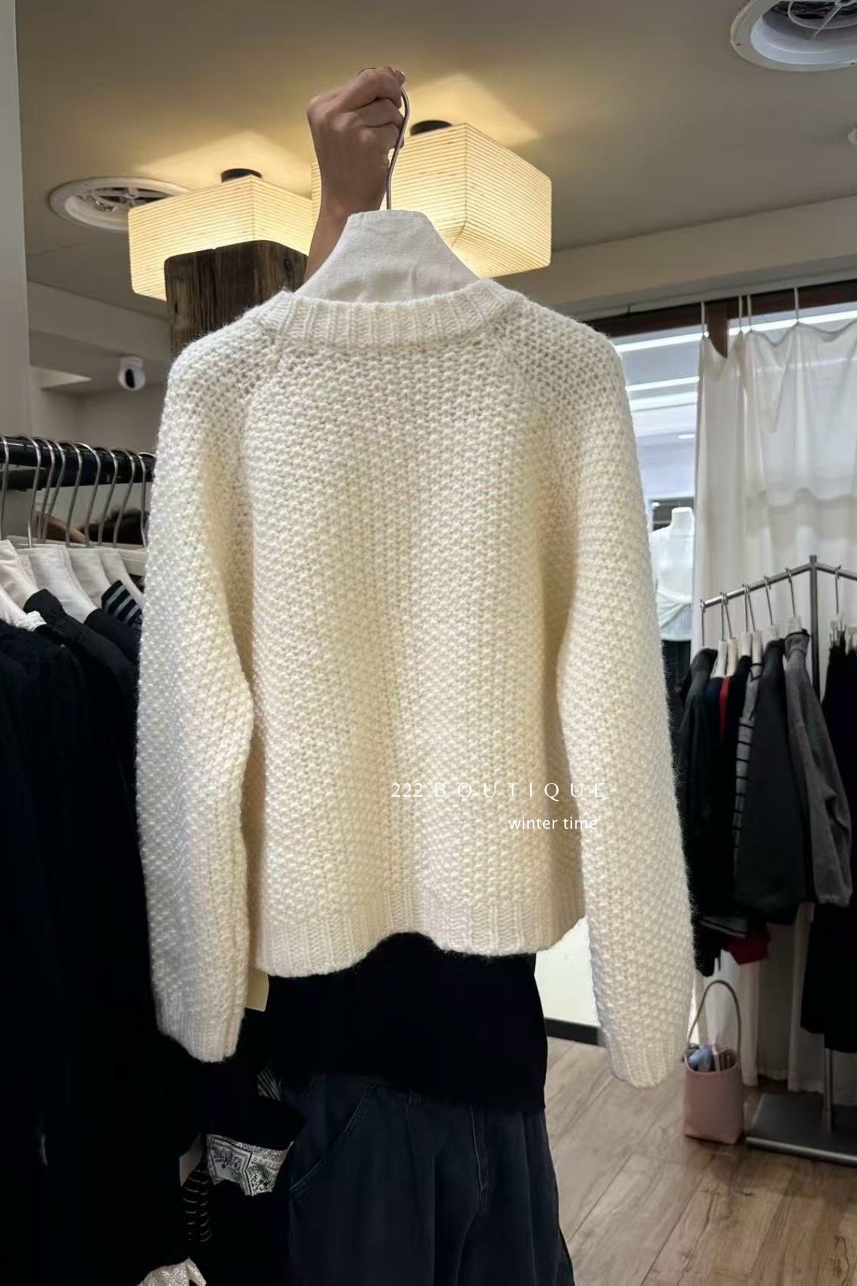 18a94 Thick knit floral cardigan