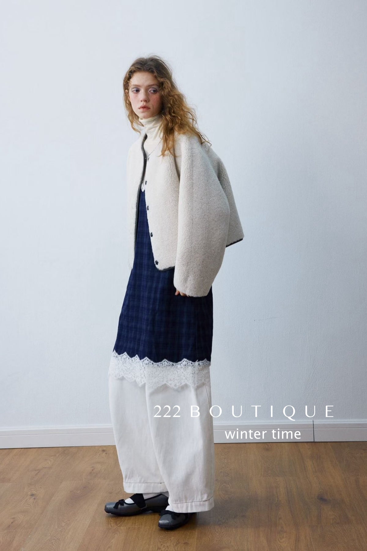 19a74 Reversible fur–suede jacket