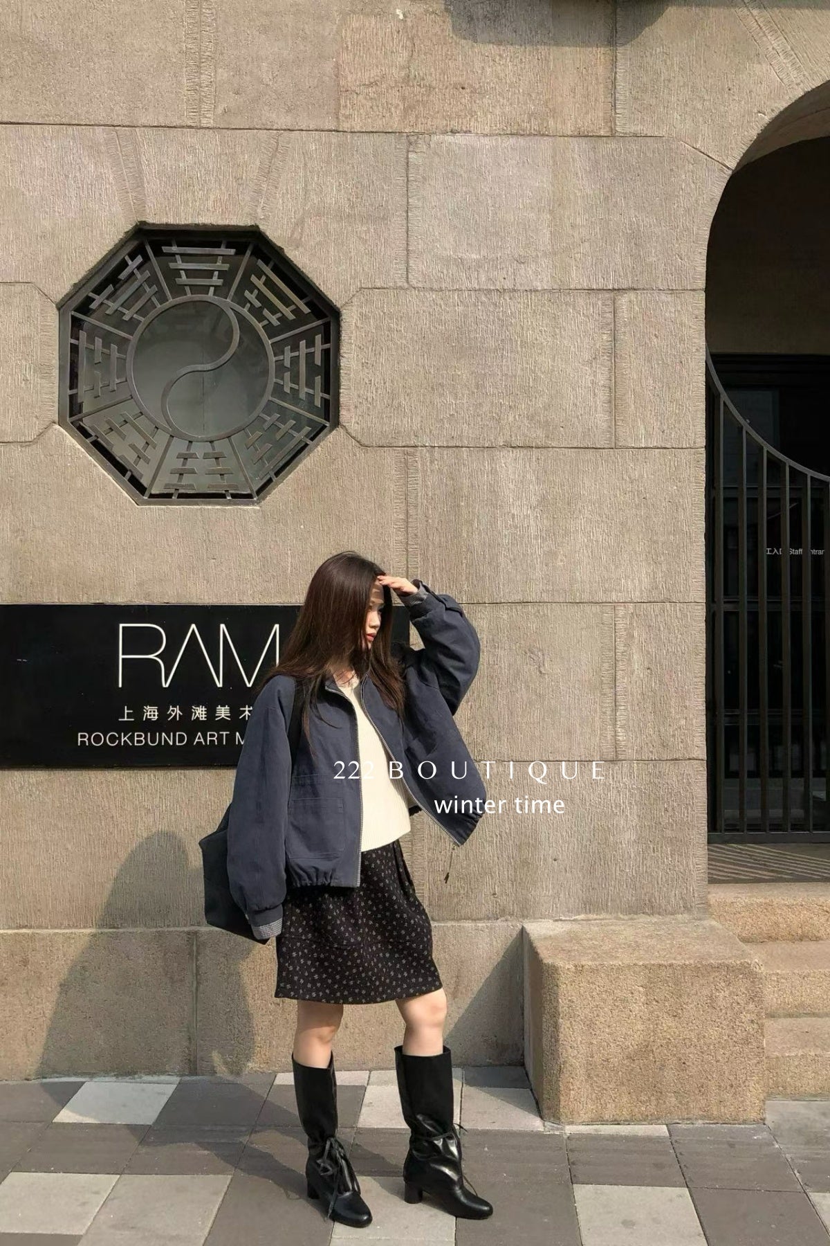 19a102 Down puffer jacket with cuffed sleeves