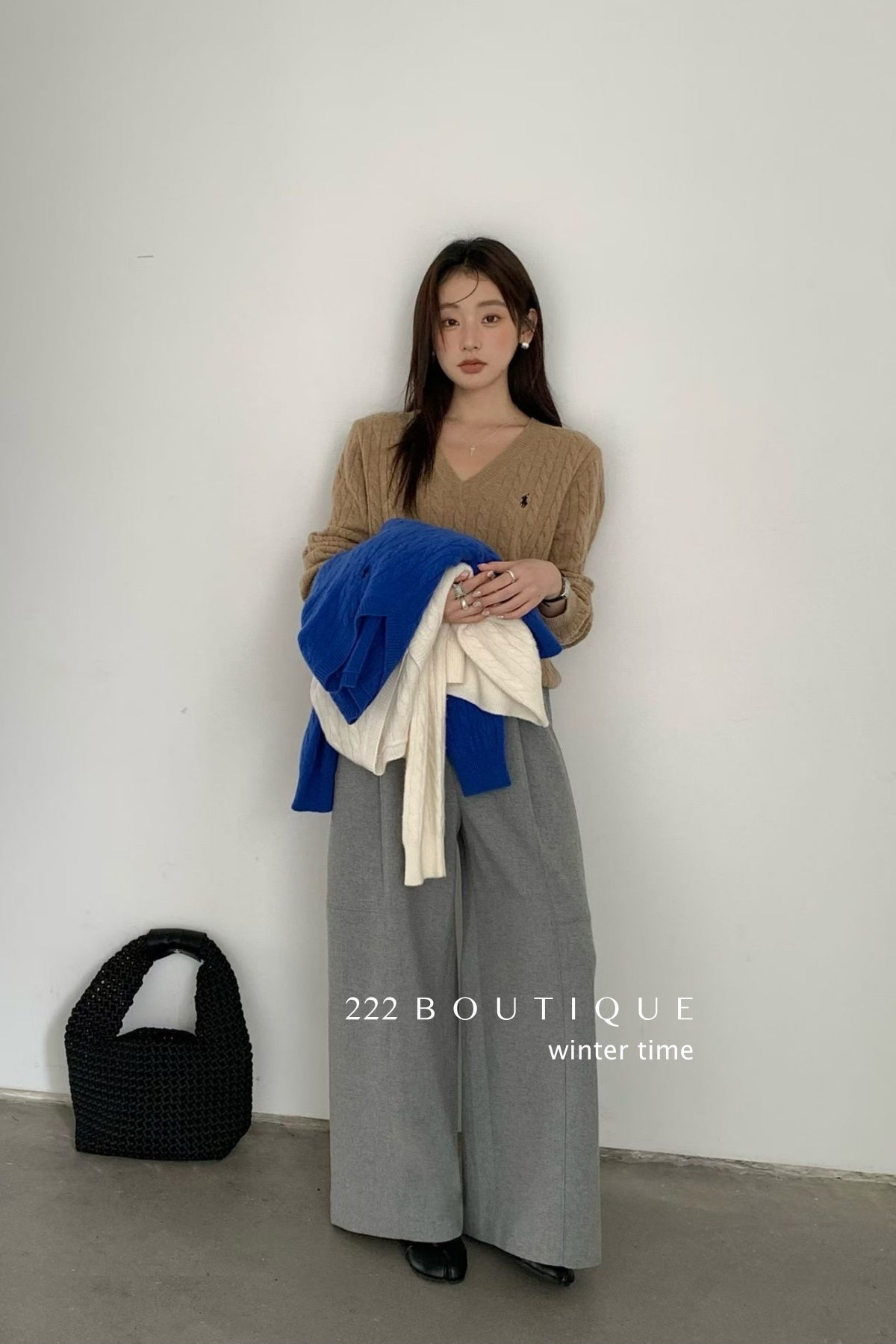 18q27 Wool wide-leg trousers