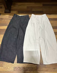 18q39 Basic cream baggy wool pants