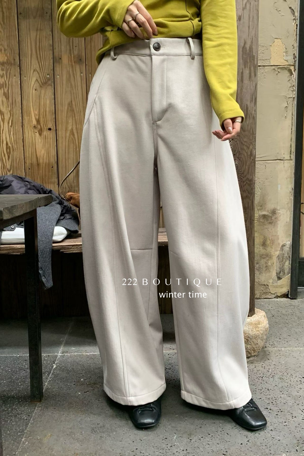 18q39 Basic cream baggy wool pants