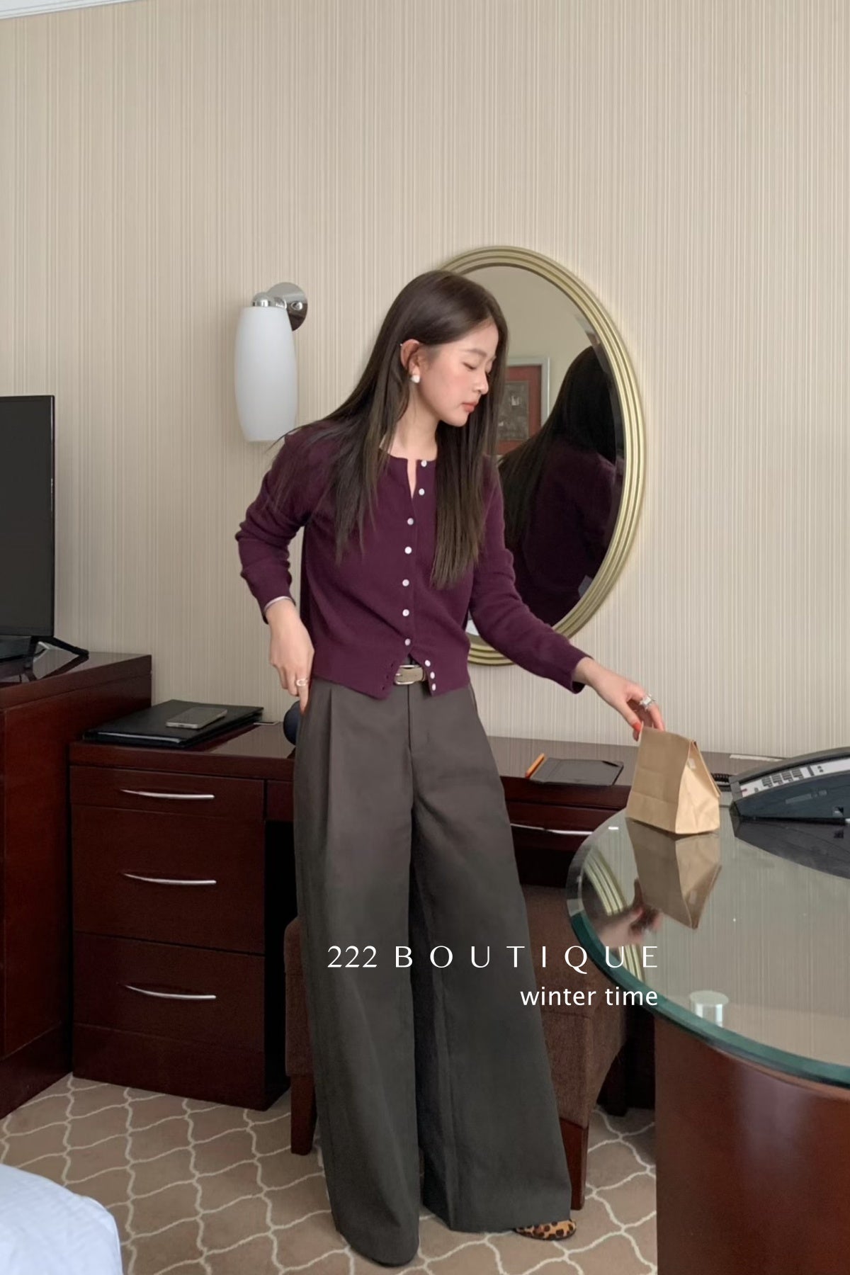 18q30 Cashmere wool trousers with belt