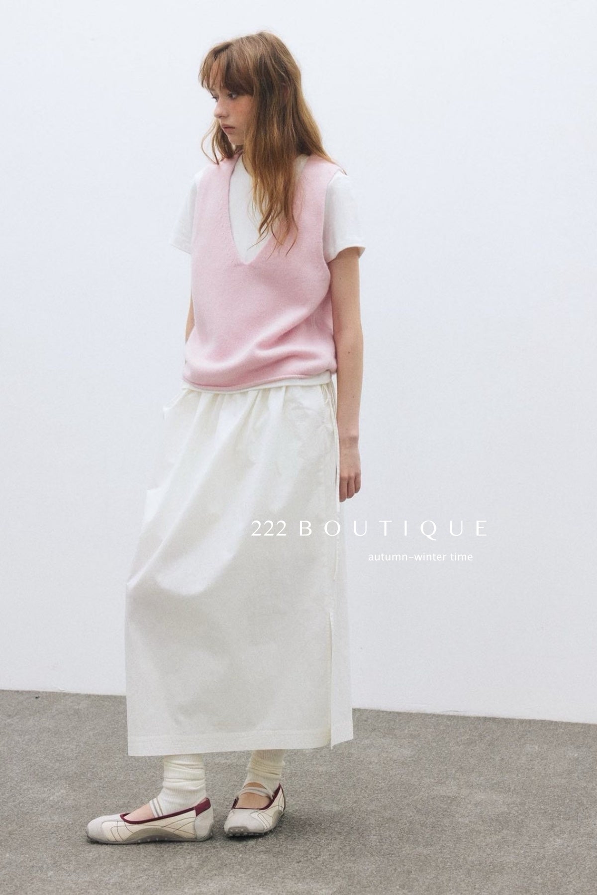 18a47 V-neck cashmere vest