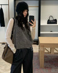 17a116 Basic V-neck cashmere knit vest