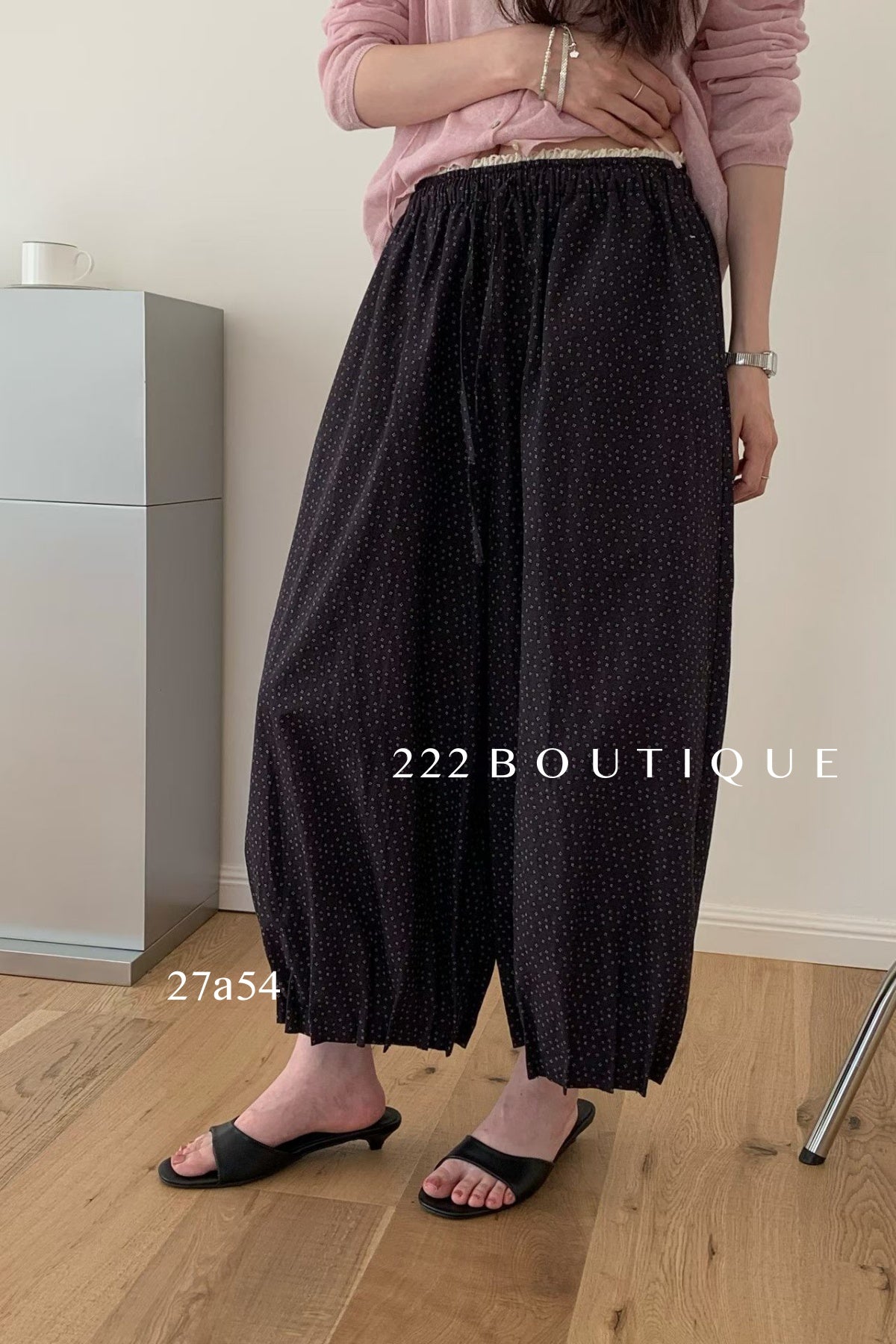 27Q54- 𝐃𝐎𝐓𝐓𝐄𝐃 𝐁𝐀𝐋𝐋𝐎𝐎𝐍 𝐏𝐀𝐍𝐓𝐒