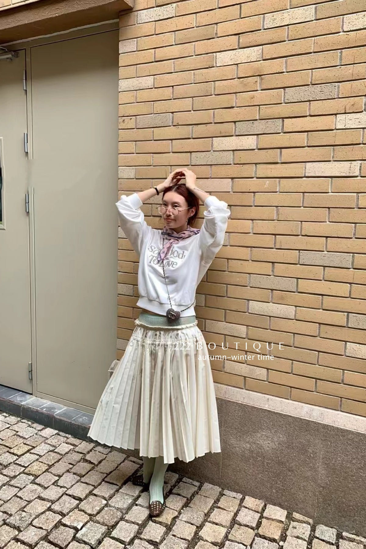 17a87 Basic Letter-Print Sweater