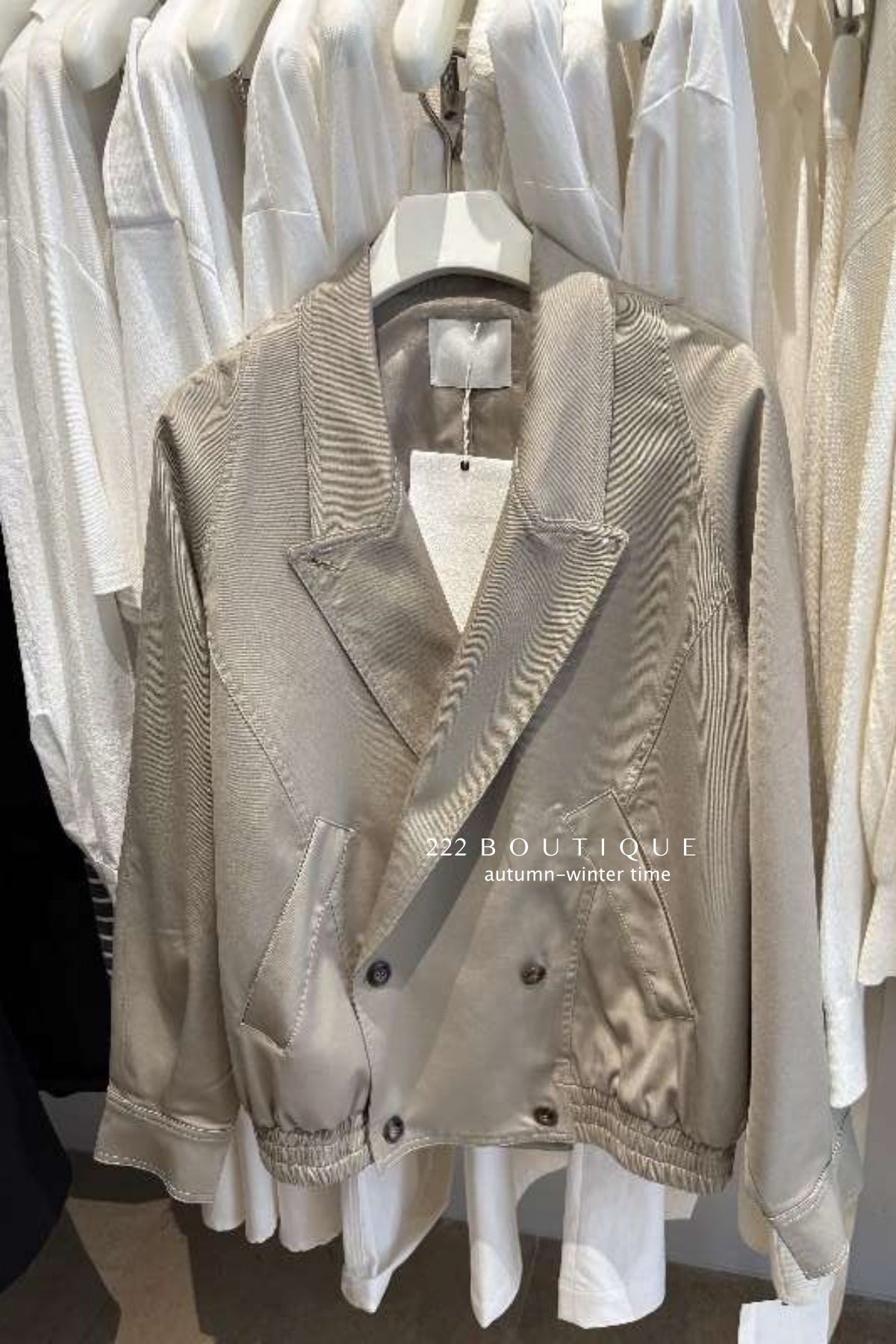 17a99 Short trench coat