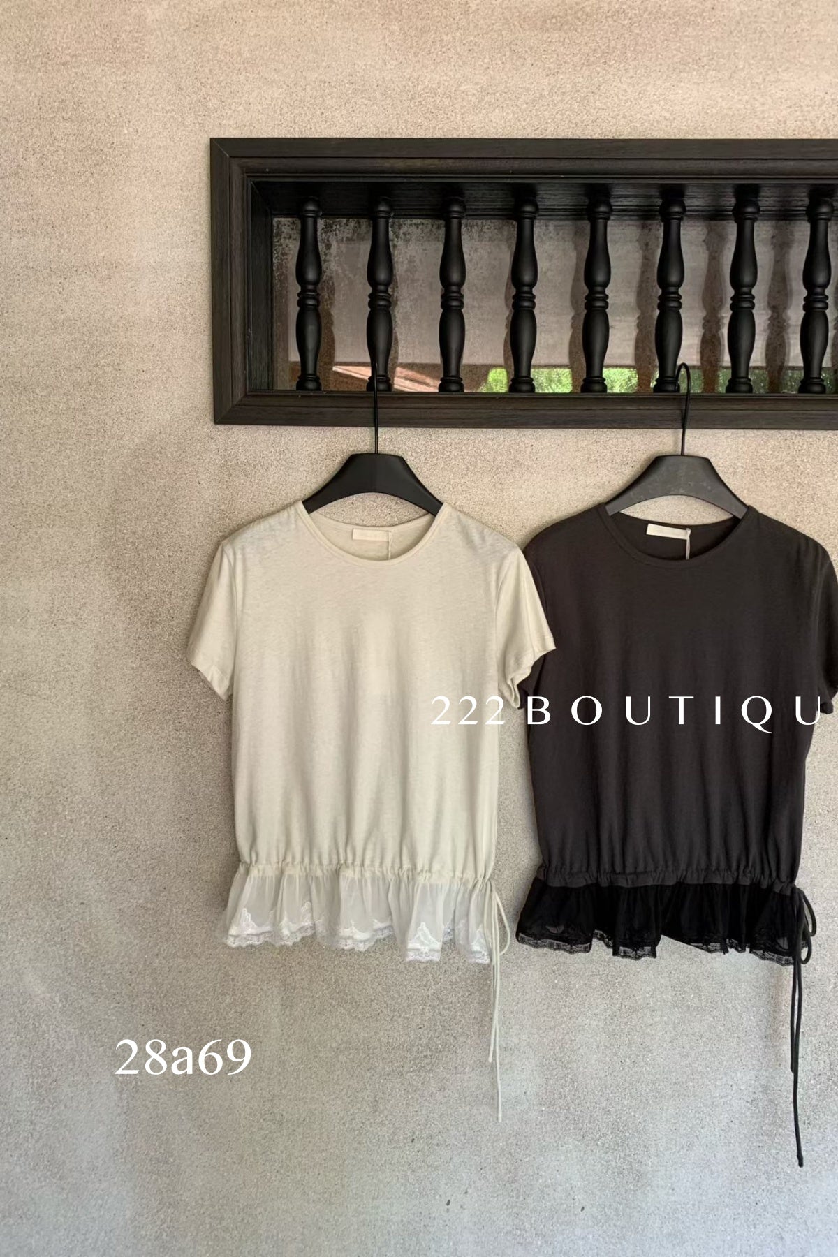 28A69- RUFFLE HEM TOP