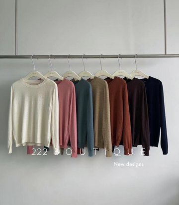 Round neck sweater