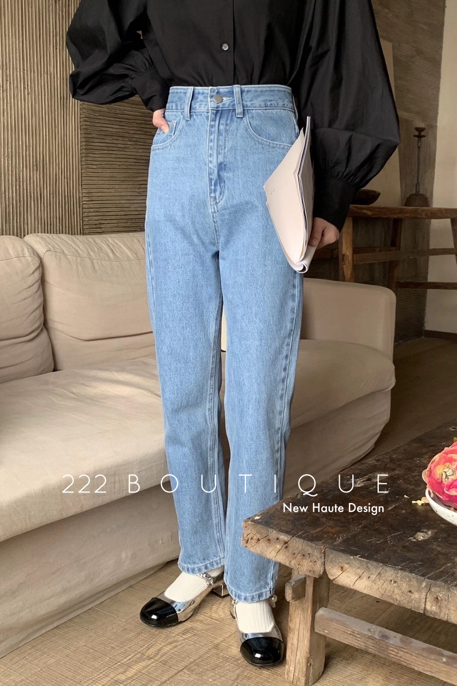 High- waist mom jean