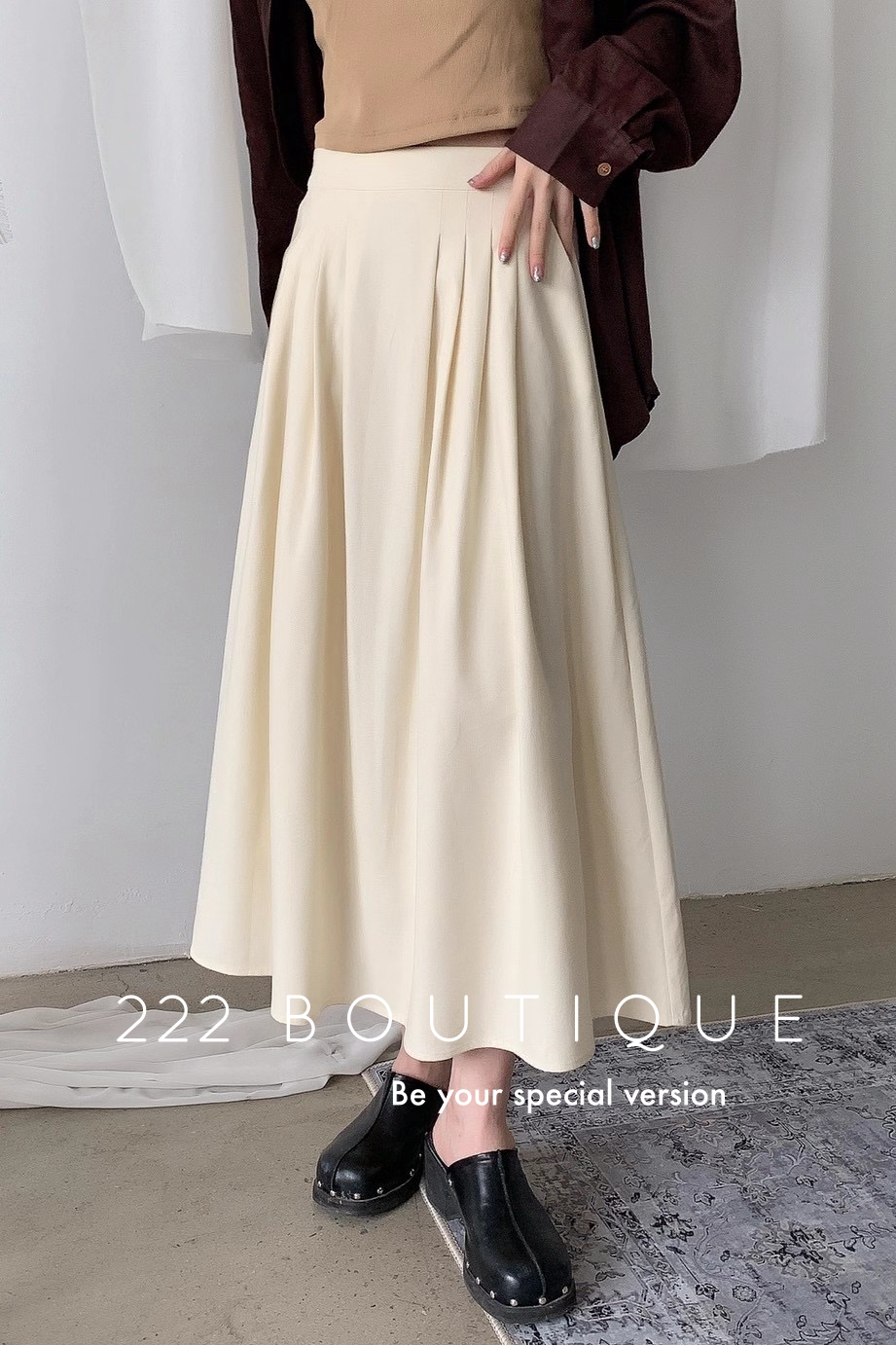 Linen midi skirt