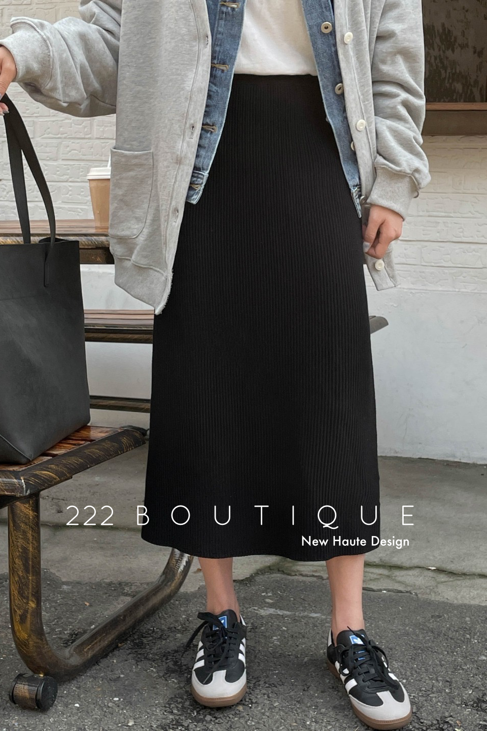pleated skirt